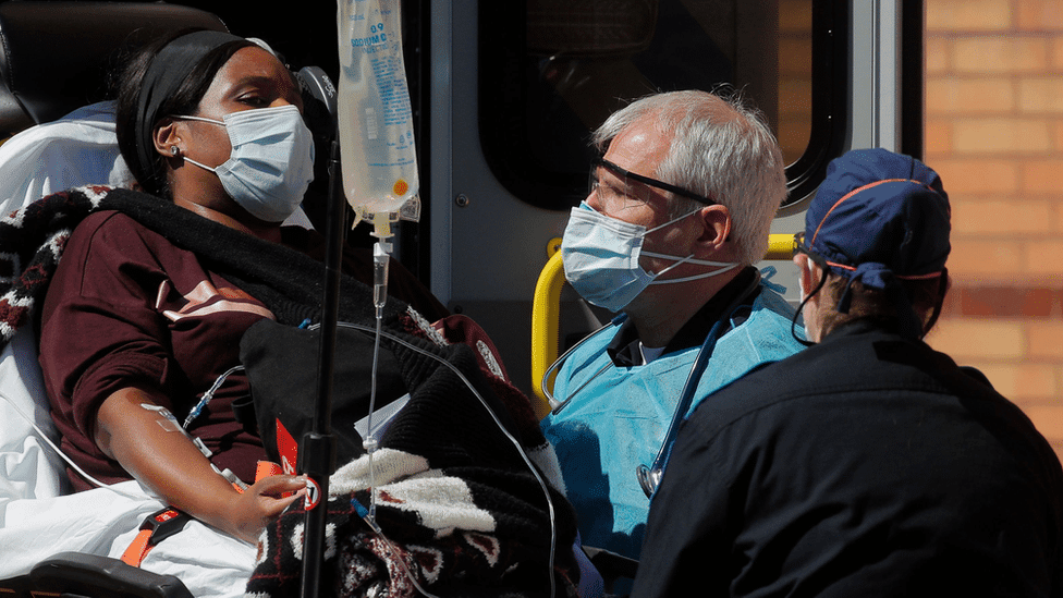 Najviše slučajeva kovida-19 ima Amerika