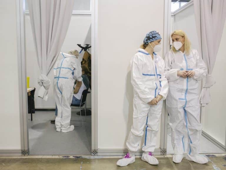 Korona virus: U Srbiji još 18 preminulih, EU odobrila vakcinu AstraZeneka