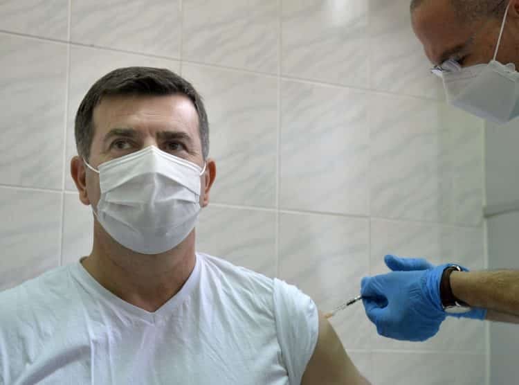 Dačić, Vulin i Đerlek primili vakcinu Sputnjik V