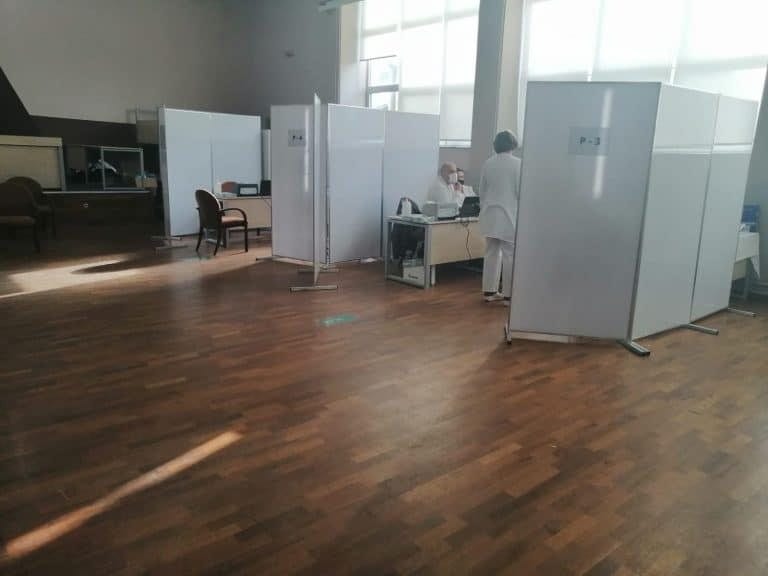 Otvoren još jedan punkt u Domu omladine u Novom Pazaru za vakcinaciju(video)
