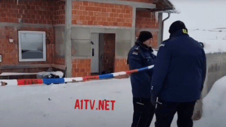 Policija traga za osumnjičenim za trostruko ubistvo u Sjenici (Video)