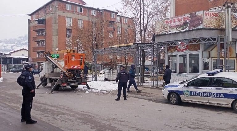 Omladinska ulica zatvorena za saobraćaj zbog uklanjanja objekta