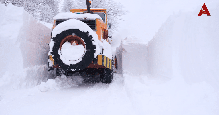 Put prema Goliji zavejan snegom