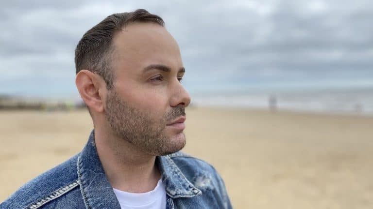 Korona virus: Mladi u riziku od ozbiljnih oštećenja organa, pokazuju studije