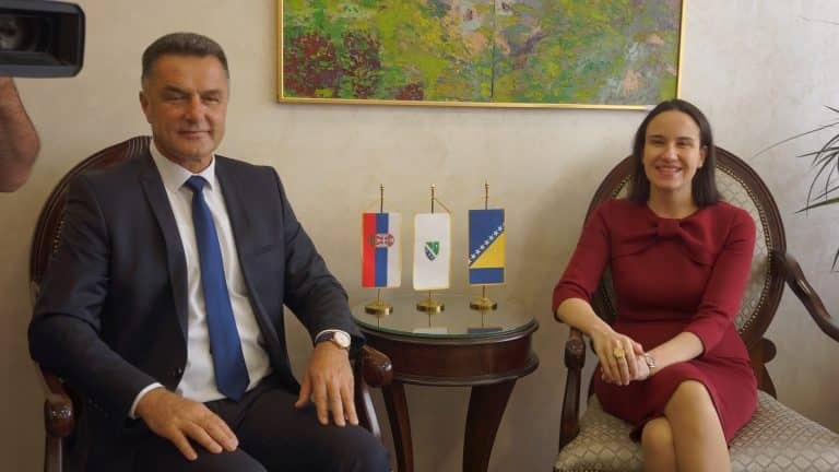 Karić i Biševac: Unapređenje saradnje bratskih gradova (video)