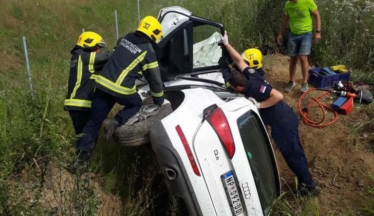 Poginuo lekar, još četvoro povređeno