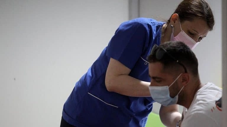 Korona virus: Više od 400 novozaraženih u Srbiji, Kina testira ceo Vuhan zbog nekoliko slučajeva