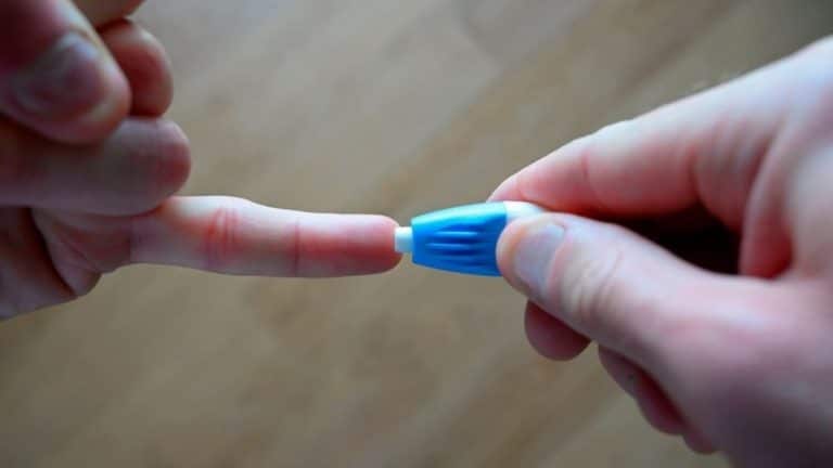 Korona virus: U Srbiji će se povećati kapaciteti kovid ambulanti, masovno testiranje na antitela u Velikoj Britaniji