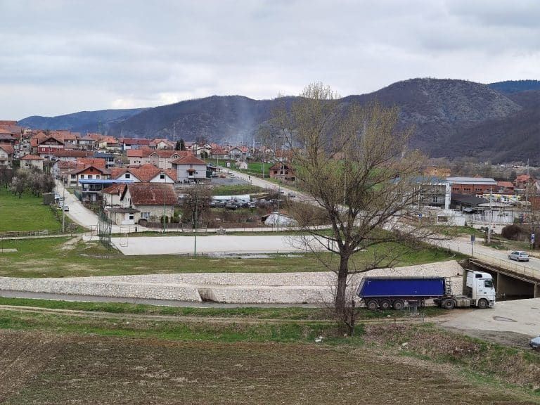 Propao tender za sportske terene na Deževskom