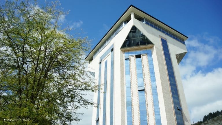 Azilant poginuo u nesrećnom slučaju u Tutinu (video)