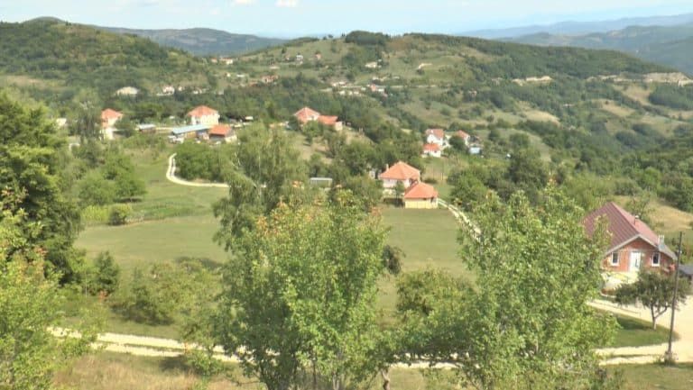 A1 u selu nadomak Novog Pazara gde je sinoć bio epicentar zemljotresa (video)