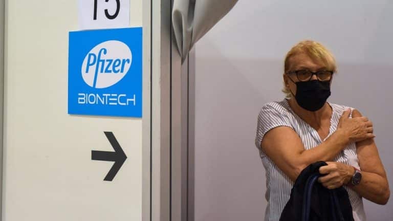 Korona virus, Srbija i Rusija: „Vakcina ture“ – kako se Rusi vakcinišu u Srbiji, koja je procedura i koliko ih stiže