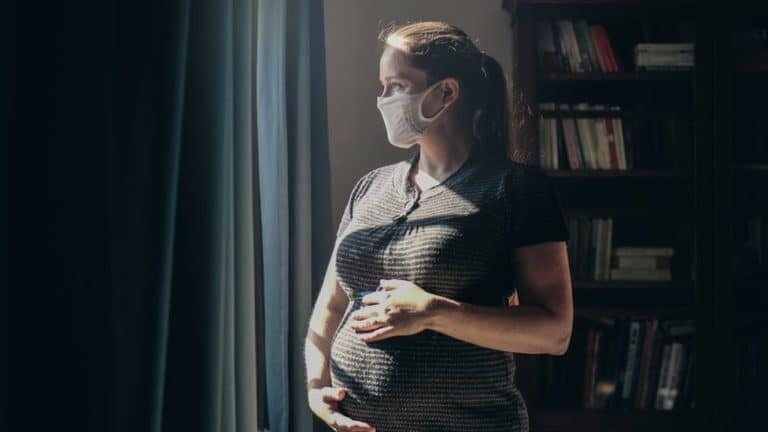 Korona virus i žene: Vakcine protiv kovida bezbedne u trudnoći – pokazuje studija