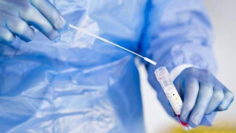 Korona virus: Krizni štab u Srbiji zaseda u sredu – glavne teme omikron i zimski raspust, svet se zatvara zbog novog soja