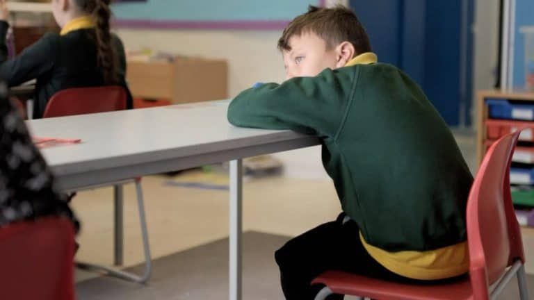 Korona virus: U dva dana više od 35.000 novozaraženih u Srbiji, škola se nastavlja od ponedeljka, SZO upozorava – nismo ni blizu kraja pandemije