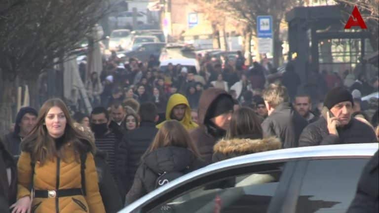 Novopazarka: Dobila sam posao preko veze (video)