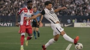 Sport i korona virus: Uefa najavljuje pooštravanje mera – ko sve prvo mora na vakcinu, pa na teren