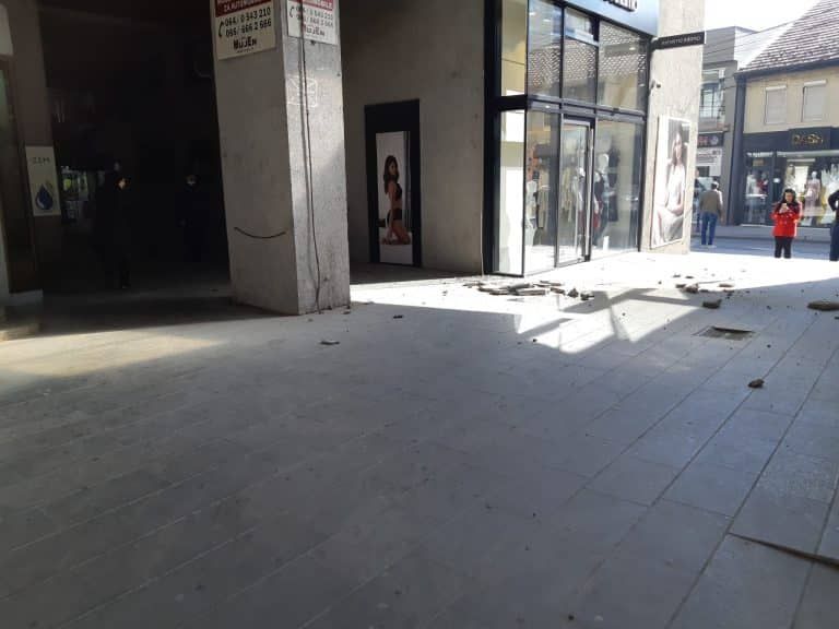 Fasada pala sa Nove lučne zgrade (video)