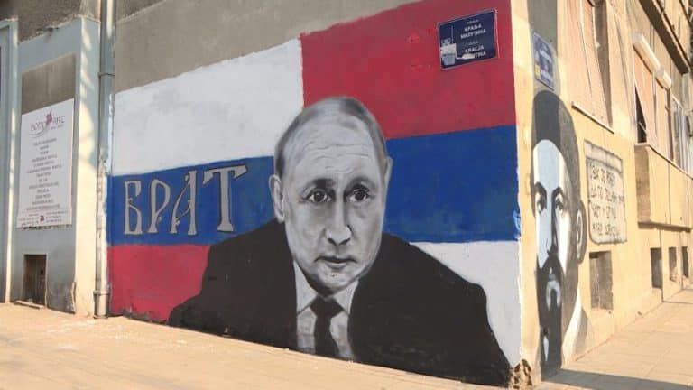 Mnogi Rusi pobegli u Srbiju: “Sram me, ovde bombarduju ruskom propagandom”