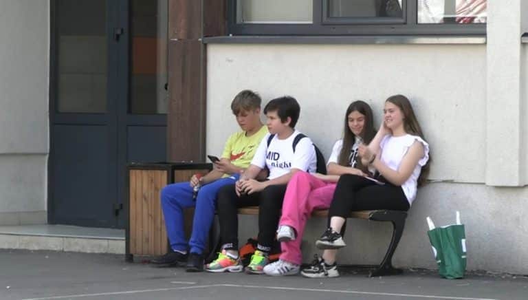 Mentalno zdravlje dece zavisi od odnosa u porodici (video)