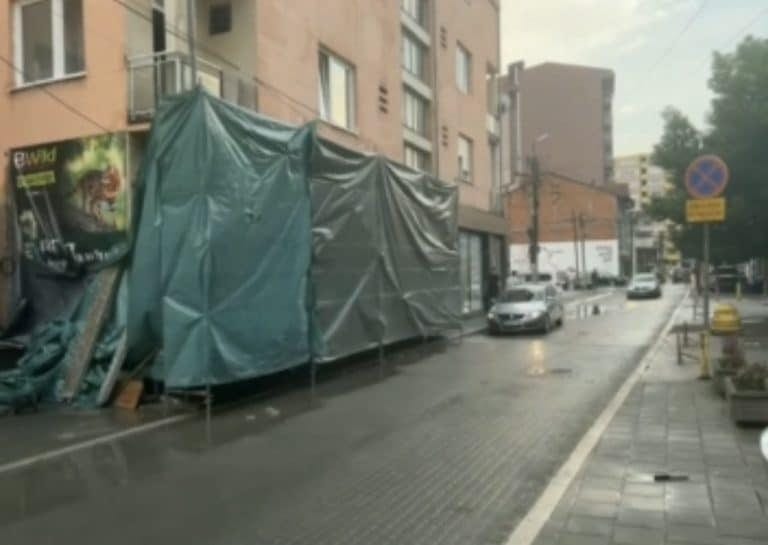Skela sklonjena sa ulice