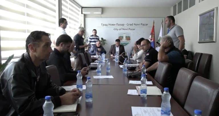 Deca iz okolnih sela nemaju put do škole (video)