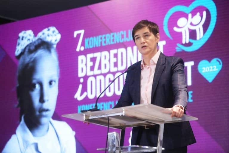 Brnabić:Srbija se mora uhvati u koštac sa problemom nasilja nad decom