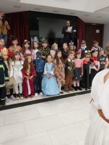 Šta detetu treba da raste do neba?  ( video )