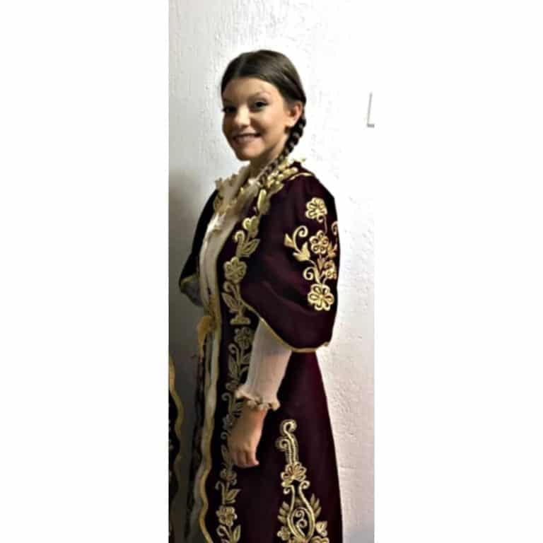 Mladi čuvari kulture i tradicije – Emina Vrcić (VIDEO)