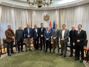 Sedam usporivača u naseljima Mur i Selakovac i ograda u blizini OŠ Jošanica