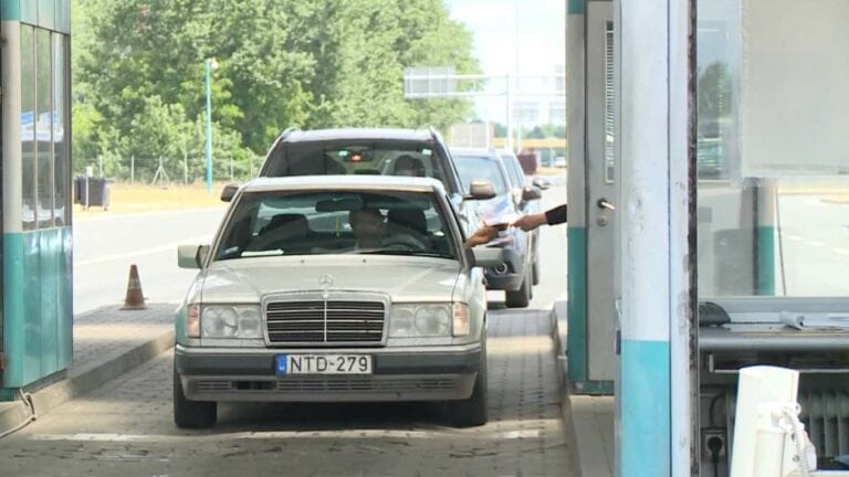 Gužve na Horgošu, čeka se i po 11 sati