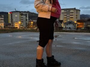 Čopor pasa izujedao trudnicu u Novom Pazaru (video)