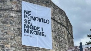 Učenici i profesori iz Novog Pazara večeras u 20h odaju počast ubijenima