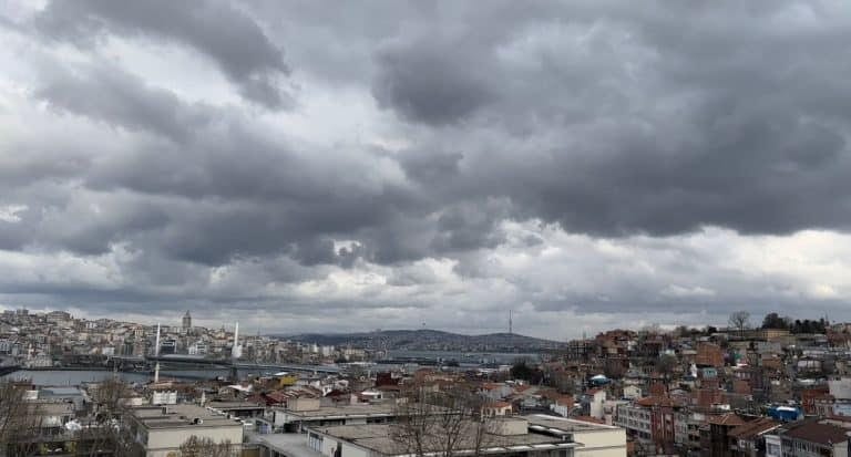 Prednost Erdogana na istorijskim izborima, u toku okupljanje njegovih pristalica (Uživo)