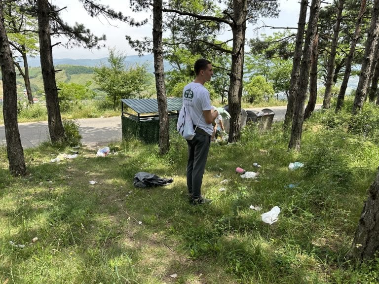 AKCIJA ČIŠĆENJA Da li su prirodna bogatstva Novog Pazara važnija Beograđanima ili lokalnom stanovništvu? (VIDEO)