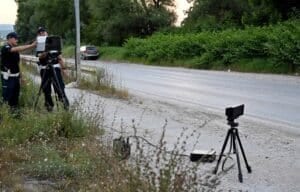 Novopazarci, oprez: Na putevima Srbije novi uređaji koji mere brzinu više vozila istovremeno