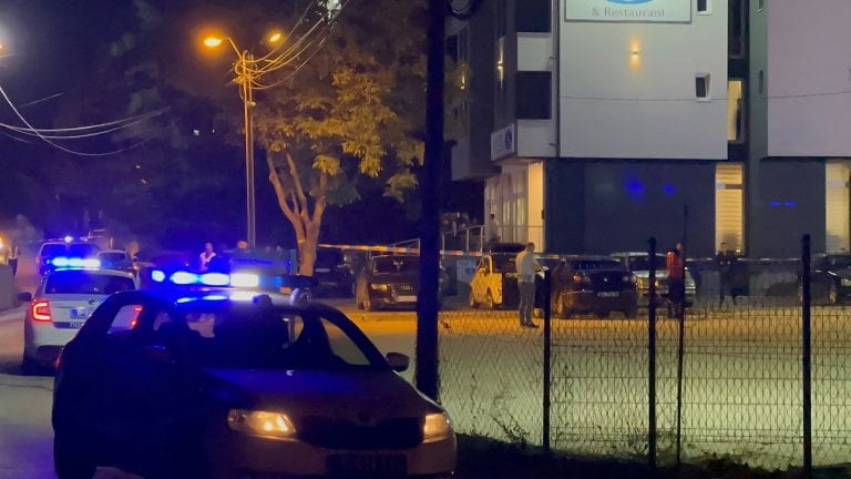 PUCNJAVA U NOVOM PAZARU Jedno lice teško povređeno, napadač uhapšen (VIDEO)