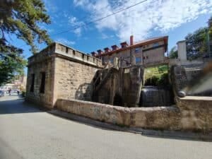 Stara hidrocentrala vlasništvo grada, uskoro postaje turistički info centar (VIDEO)