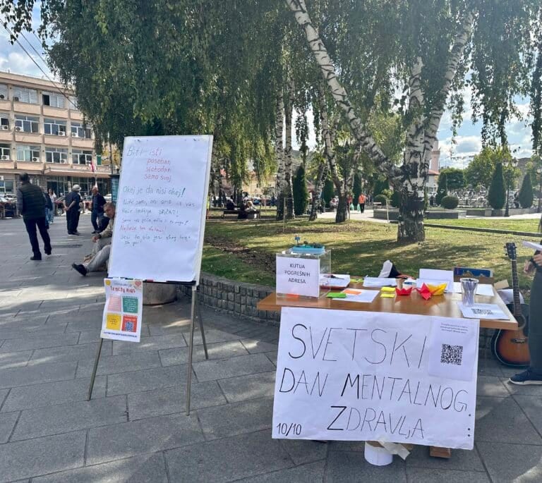 Mladi u Novom Pazaru zaključuju – Niska svest o važnosti očuvanja mentalnog zdravlja (VIDEO)