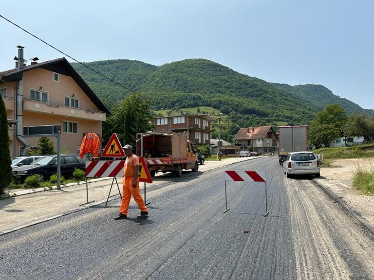Sutra obustava saobraćaja kroz naselje Mur