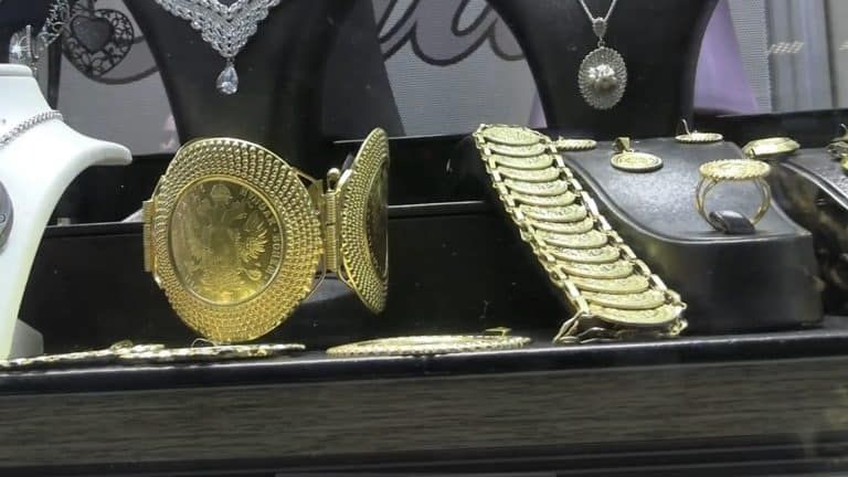 Novopazarci zbog TAFRE sve češće kupuju lažno zlato (VIDEO)