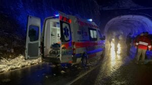 Trudnica poginula, otac i sin transportovani za Novi Pazar (VIDEO)