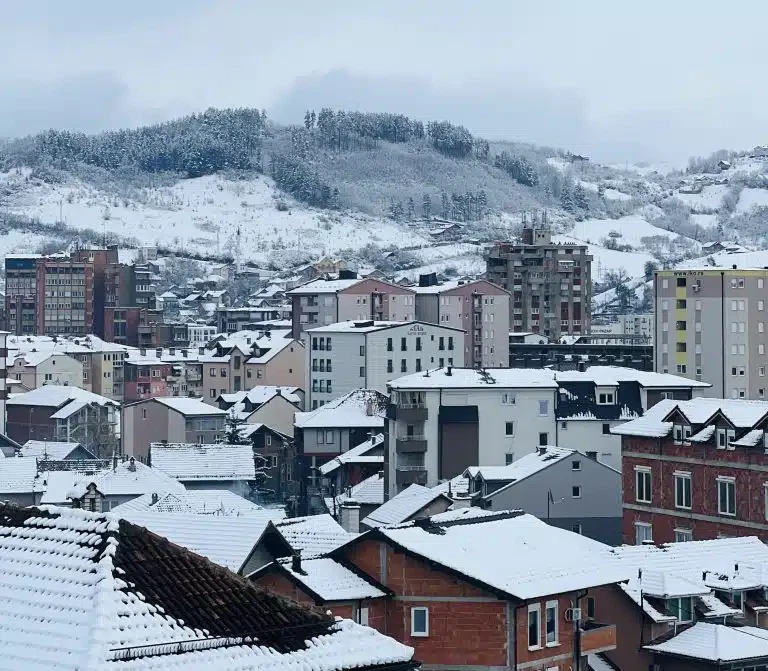 Prvi sneg u 2024. stigao u Novi Pazar, Sjenicu i Prijepolje