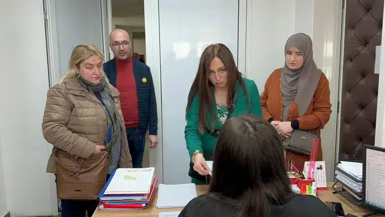 Porodila sam se u Nemačkoj i bila sam gospođa, ovde je to drugačije (VIDEO)