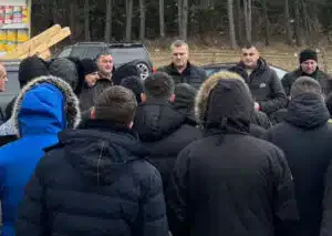 200 ljudi traži mladića sa Pešteri