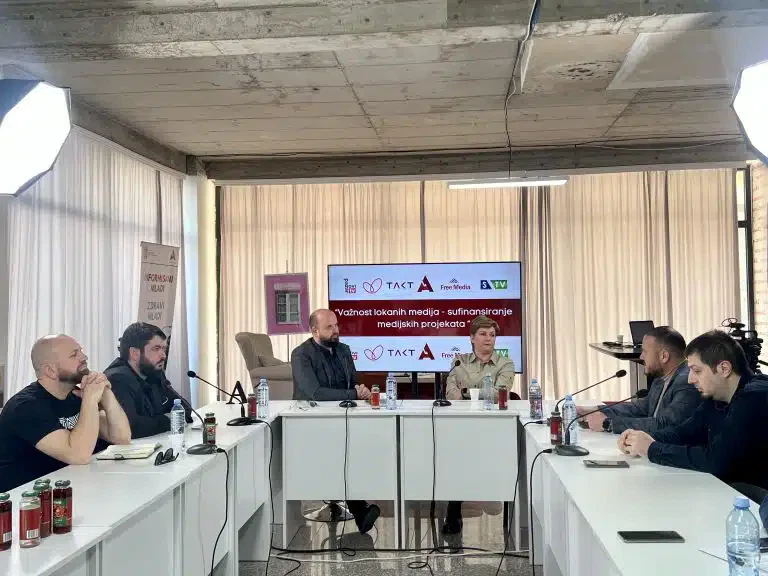 Mediji u Novom Pazaru traže pravednu raspodelu sredstava (VIDEO)