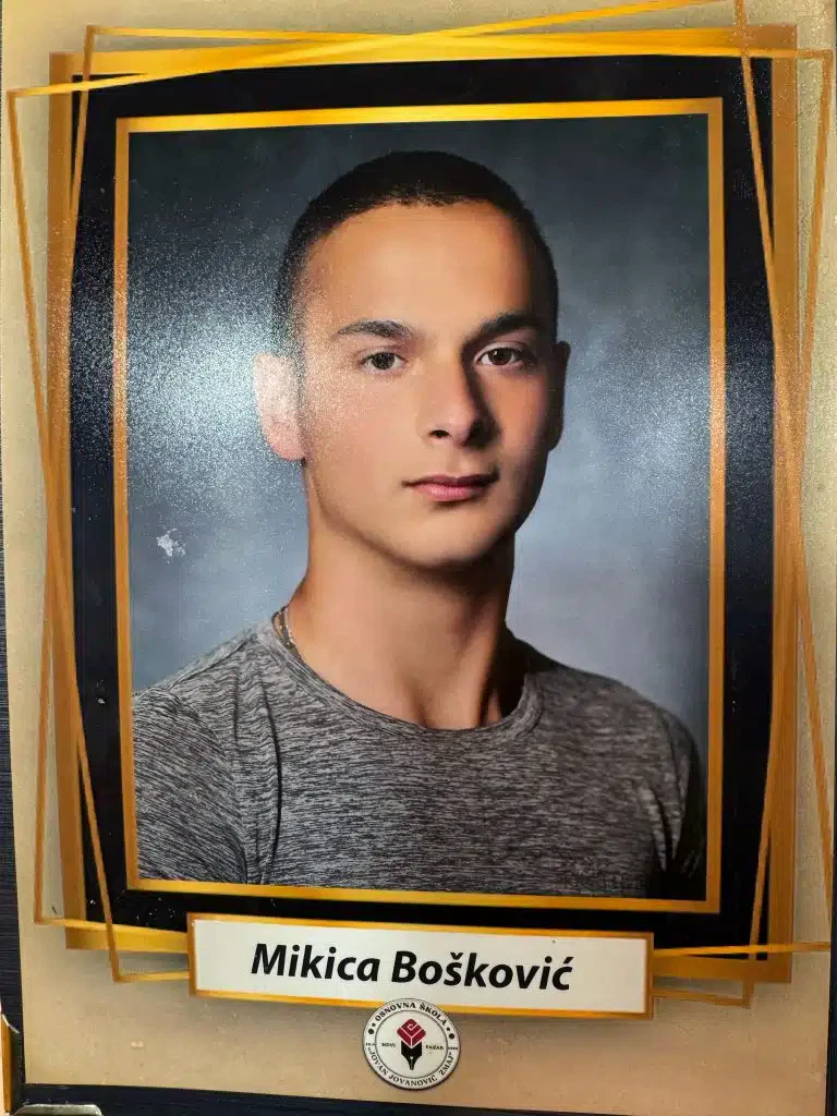 Apel za pronalazak nestalog Mikice Boškovića (17) iz Novog Pazara