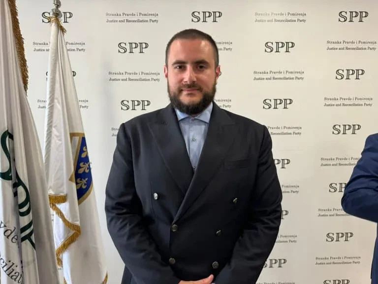 Usame Zukorlić najavio koaliciju s političkim partnerima, uputio poziv i drugim strankama na saradnju (VIDEO)