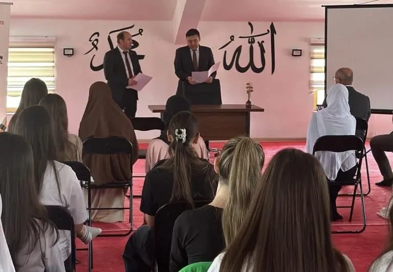 Fondacija Svjetlost: Polaznicima Balkanske omladinske škole dodeljeni sertifikati