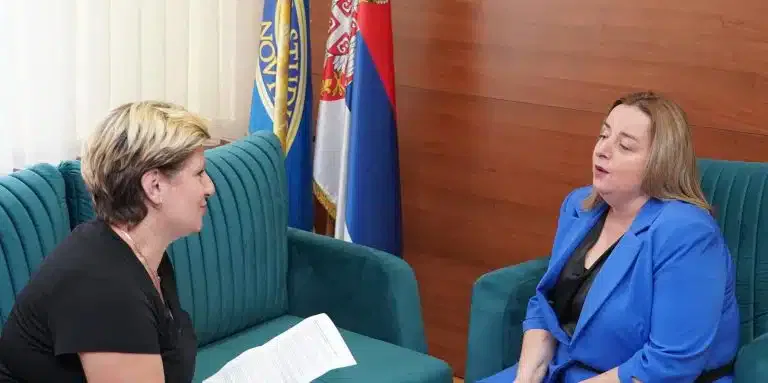 Zana Dolićanin: Plata mi nije 500.000 dinara, profesori su odbili ponuđene pozicije